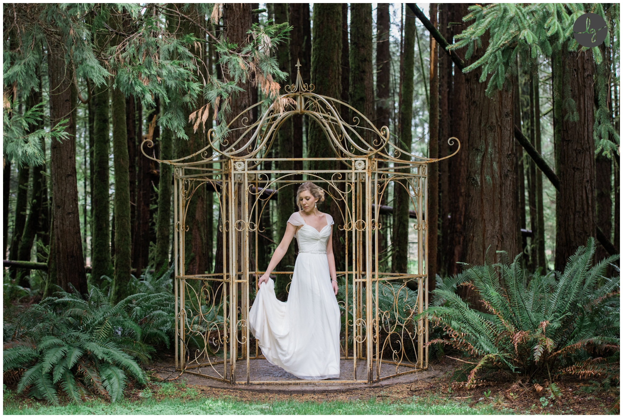 Deep Woods Vintage Wedding, Bridal, Rustic Wedding, Bend Rustic Wedding Photo | Lydia Gillis Photography
