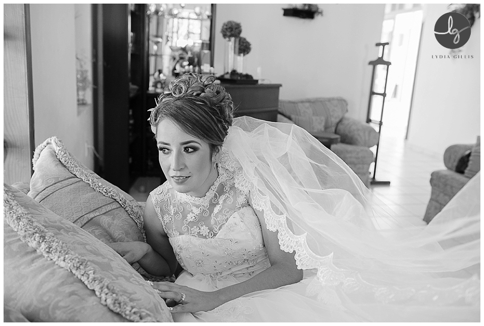 Destination Wedding Photographer , Bridal portrait