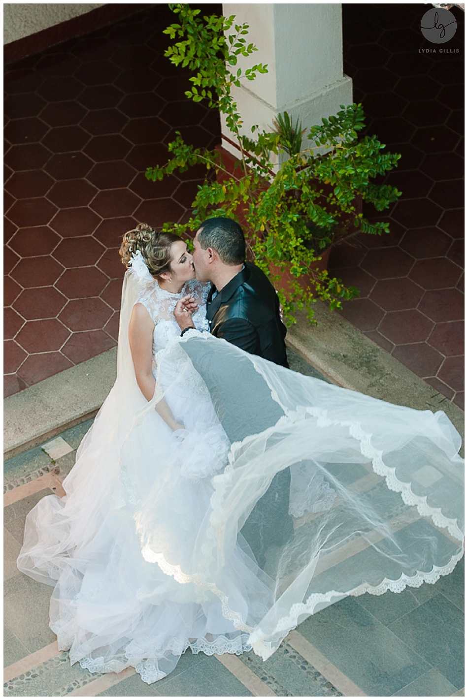 Destination Wedding Photographer , Bride and Groom in Guachinago