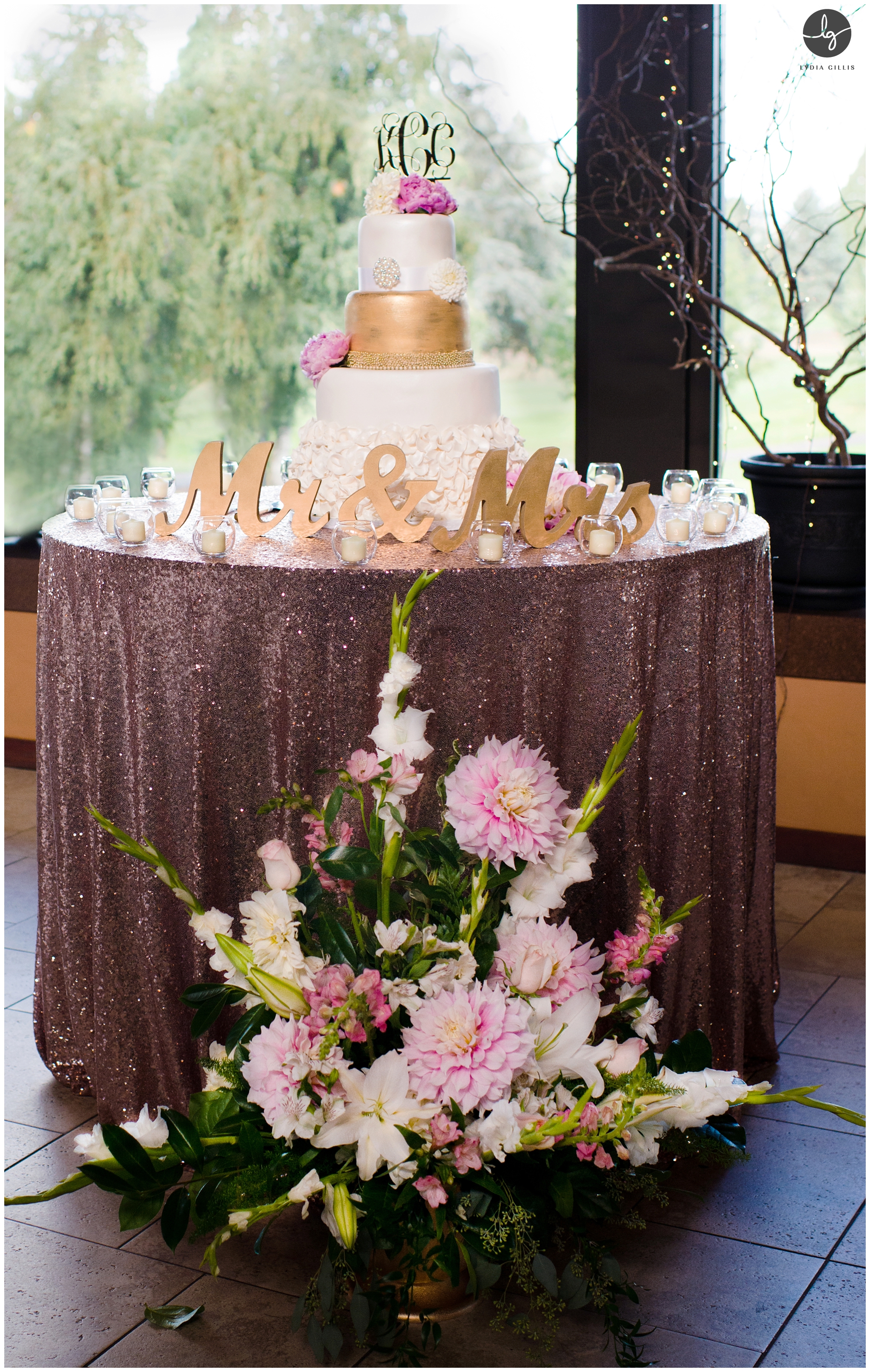 Blush table with gold and white cake | Lydia Gillis Photography