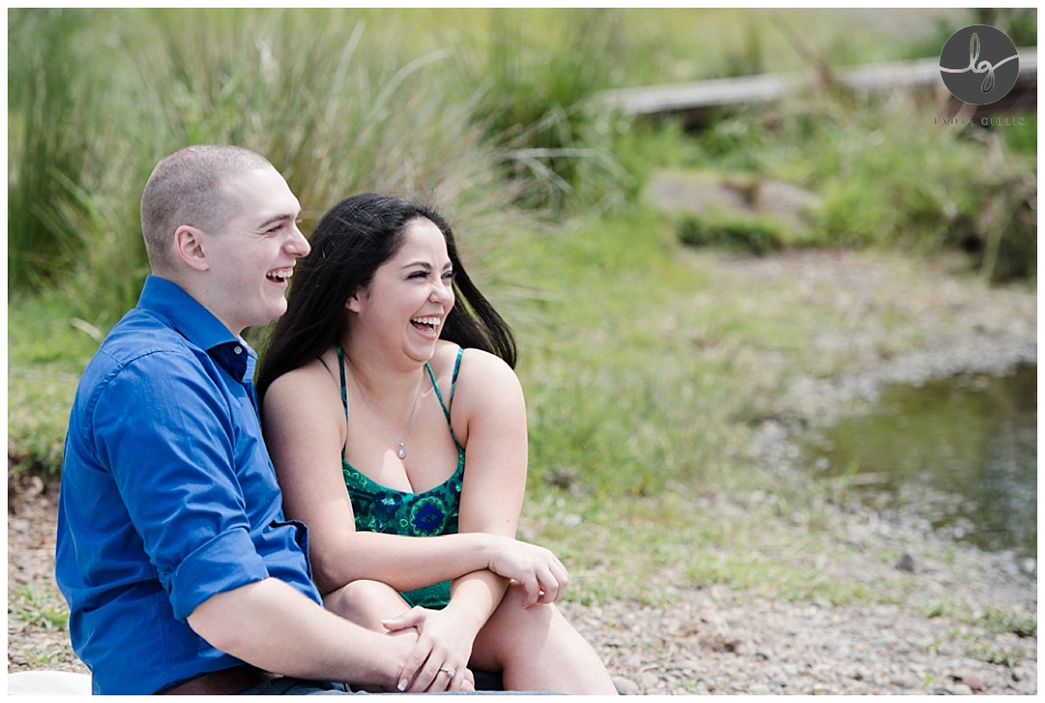 Outdoor engagement pictures in Eugene