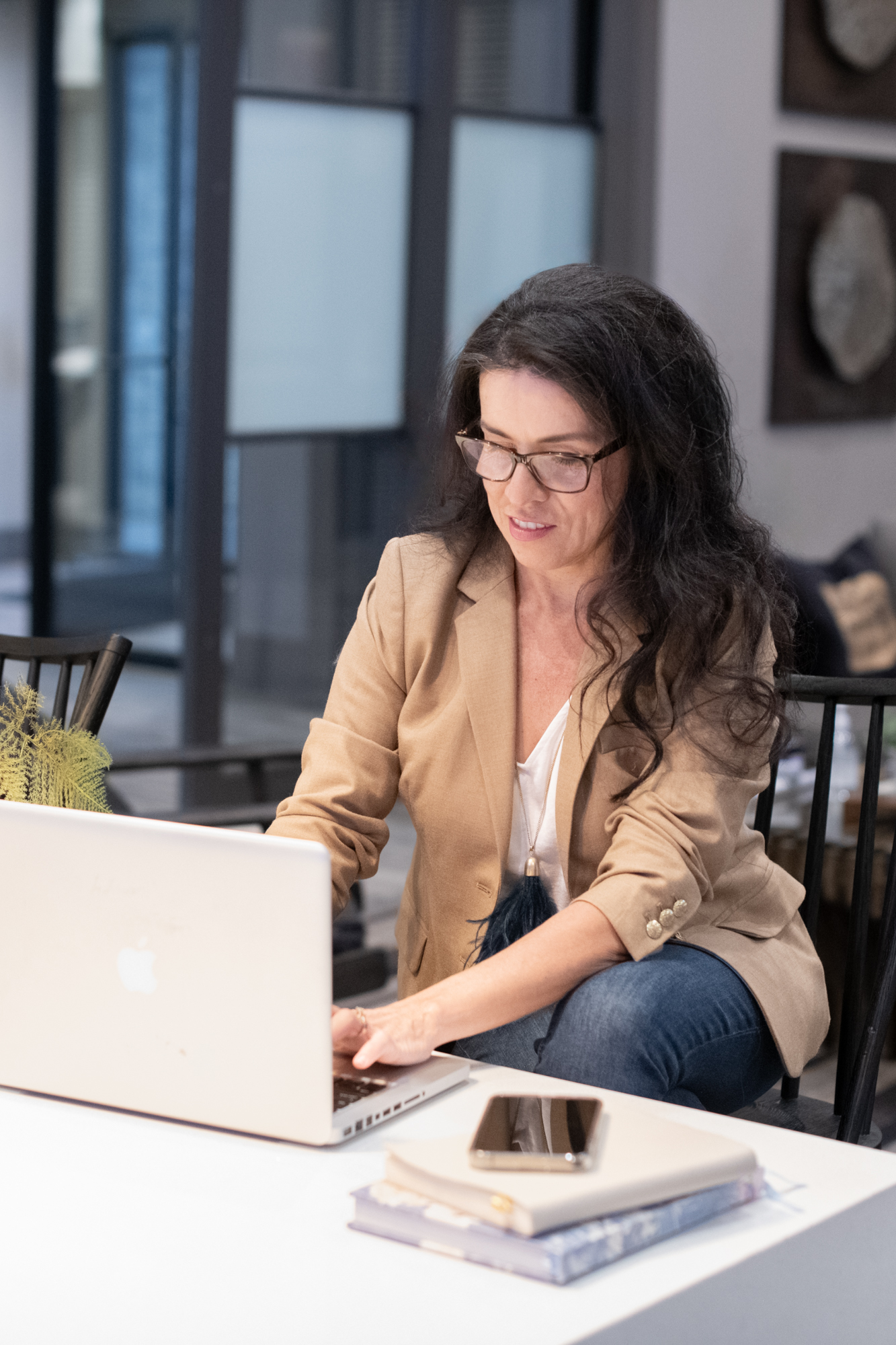 Discover how Dubsado saved me hours each week, streamlined my client workflow, and gave me more time to focus on what I love. Plus, learn about their limited-time promotion and how to save big. Denver Branding Photographer
